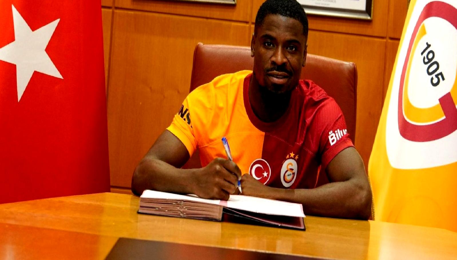 Galatasaray'ın yıldızı Serge Aurier, taraftarlara duygusal bir veda mesajı yayınladı.