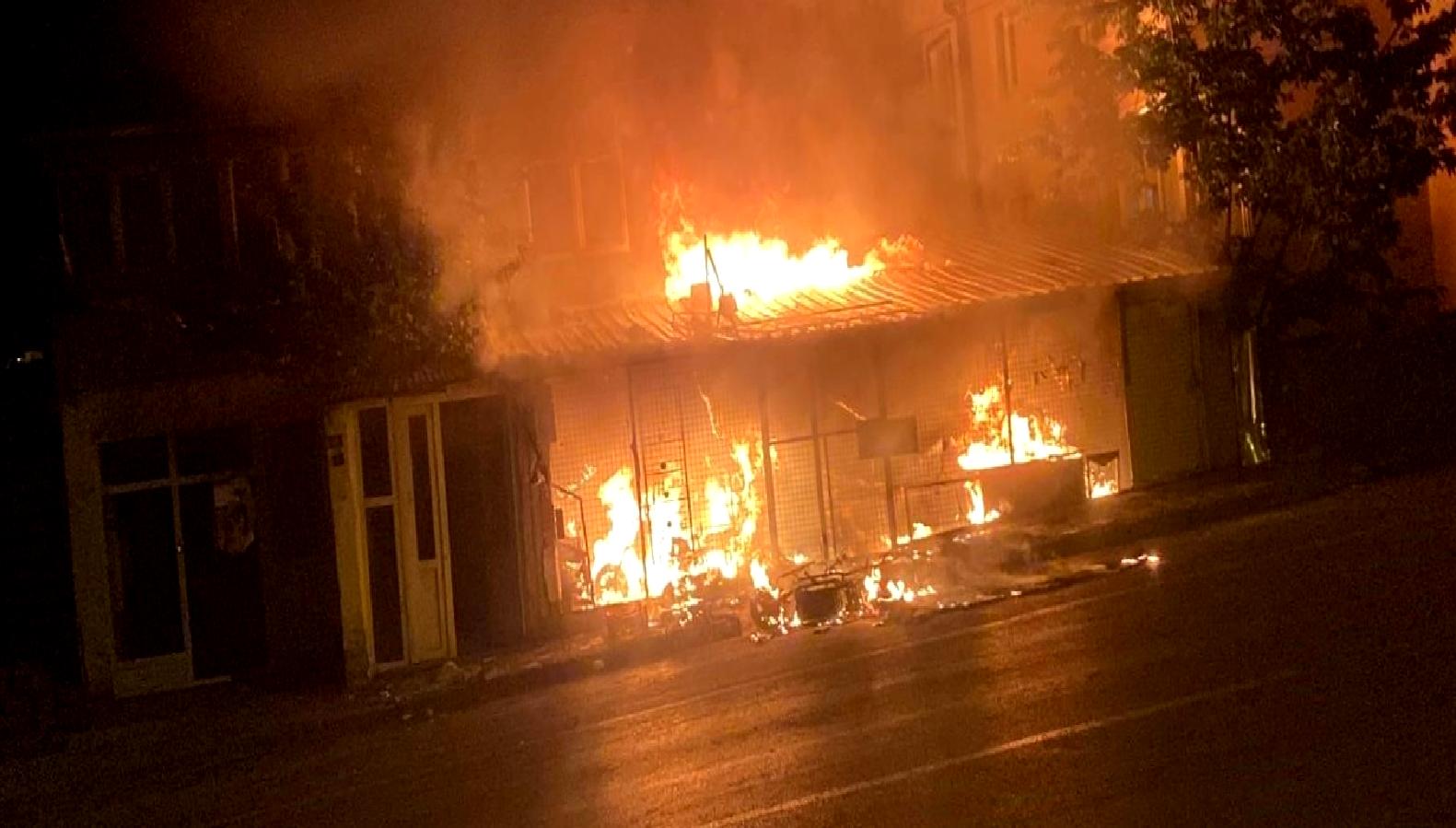 Suriye Geçici Hükümeti, iç savaşın yaralarını sarmaya çalışırken kardeşlik ve