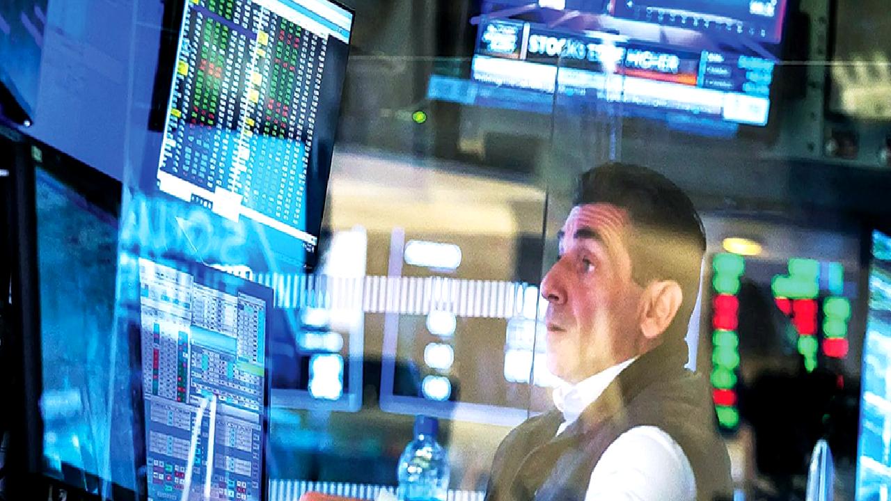 Türkiye'nin gri listeden çıkmasıyla piyasalarda neler bekleniyor? Ekonomi uzmanları ve