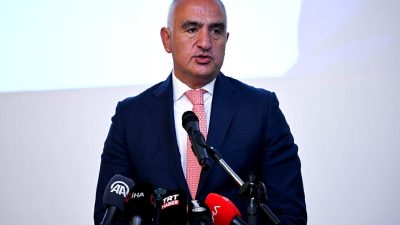 Türkiye'nin turizm sektörü ve gelecekteki hedefleri hakkında detaylı bilgilere ulaşın.