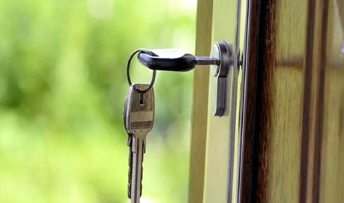 Türkiye’de Oda Fiyatlarındaki Artış ve Tatil Tercihleri Türkiye'de oda fiyatlarındaki artışın tatil tercihlerini nasıl etkilediğini öğrenin. Bu