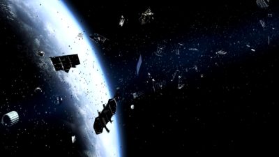 Uzay çöpleri, dünya etrafında dönüp dururken, geri dönüşleri hakkında bilgi