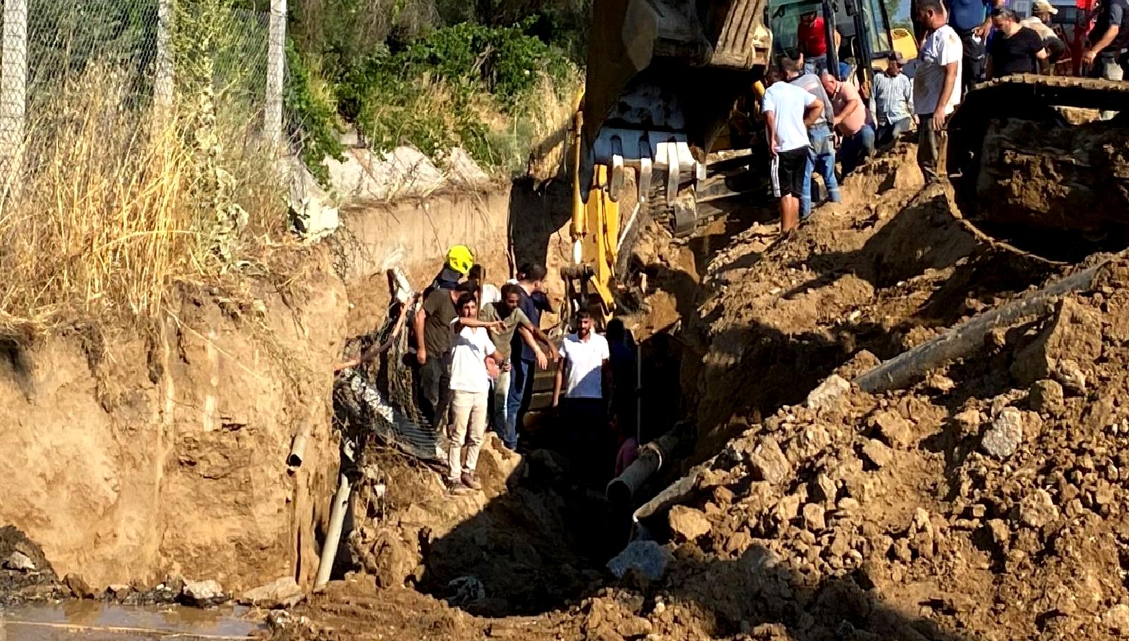 Yeşil Mahalle'de gerçekleştirilen içme suyu isale hattı kazı çalışmalarında meydana