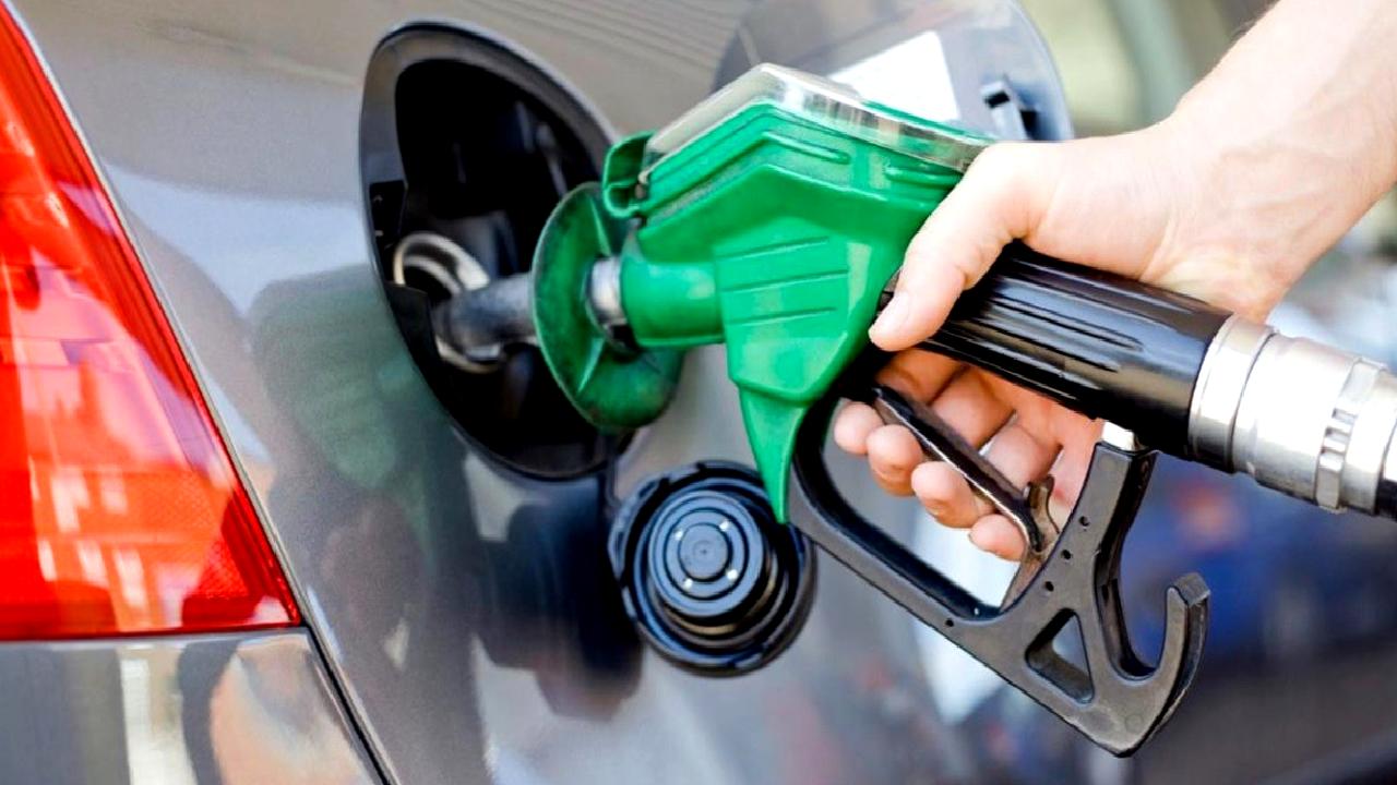 1 Ağustos 2024 tarihli güncel akaryakıt fiyatlarını öğrenin. Benzin, motorin