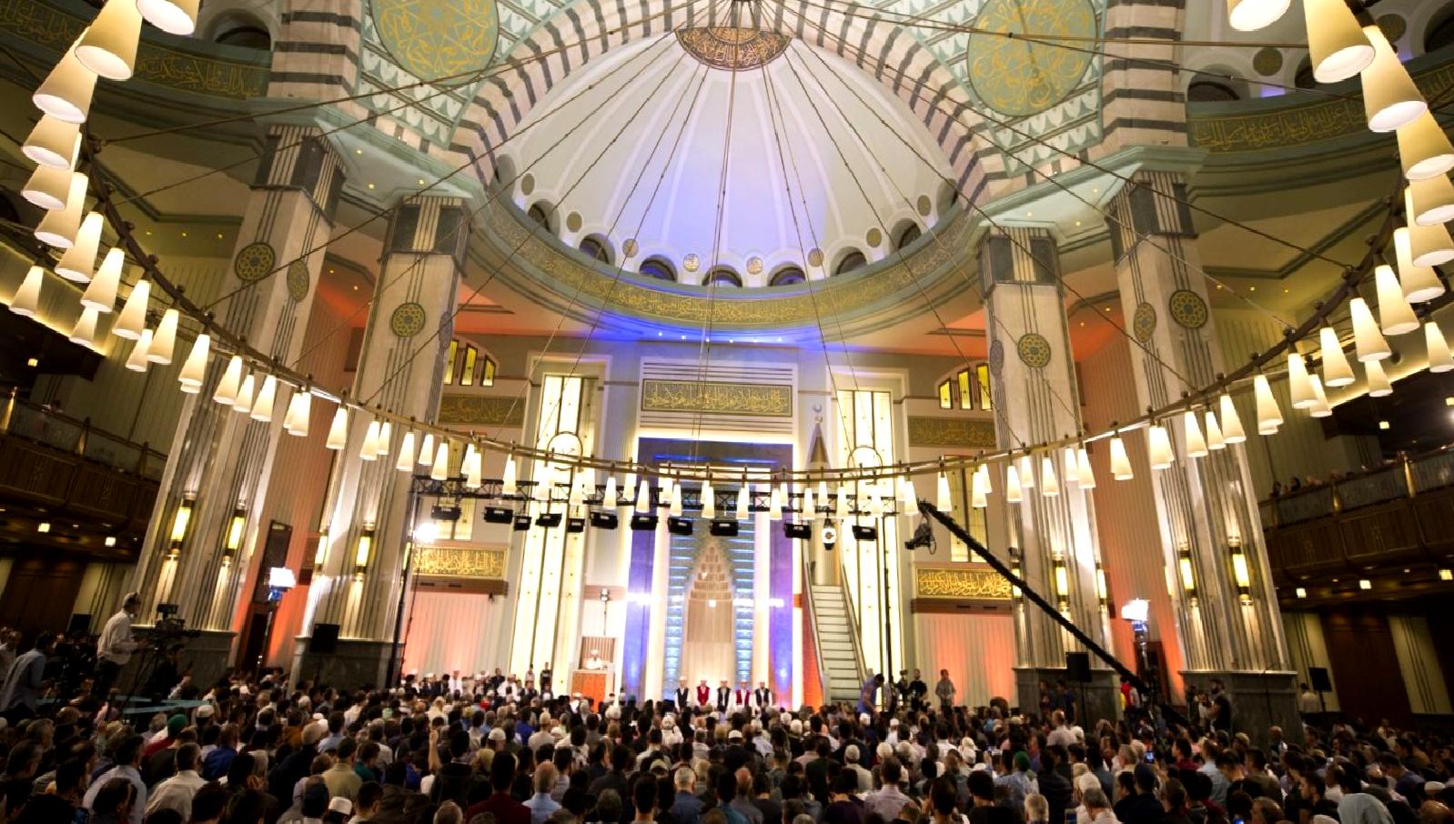 2024 Cuma namazı saatleri ve kılınışı hakkında detaylı bilgilere ulaşın.