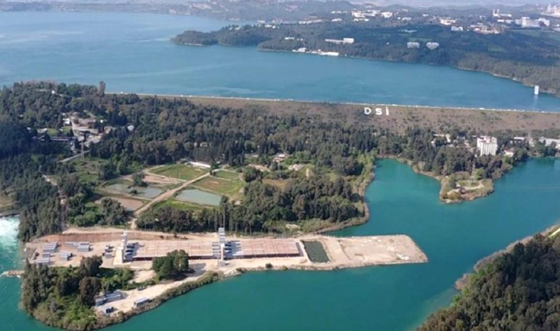 Adana’da Tarımsal Su Yönetimi ve Seyhan Barajı’nın Önemi Adana'da tarımsal su yönetimi, verimlilik ve sürdürülebilirlik açısından kritik öneme