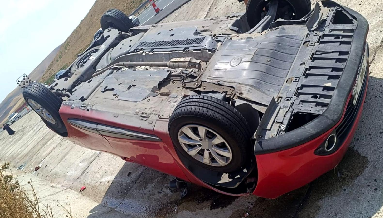 Ankara-Niğde Otoyolu'nda meydana gelen kazada 4 kişi yaralandı. Olayın detayları,