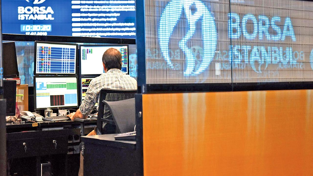 BIST 100 endeksi güncel durumu ve piyasa analizi ile yatırım