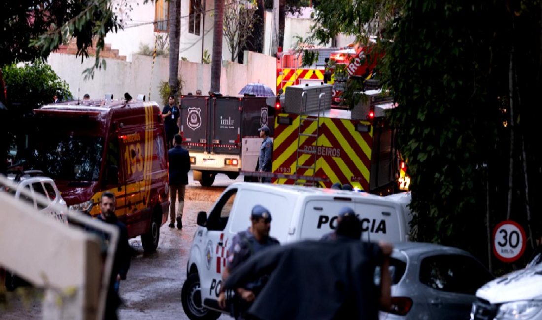 Cascavel’den Guarolhus’a Giden Uçak Kazası Cascavel'den Guarolhus'a giden uçak kazası, trajik bir olay olarak tarihe