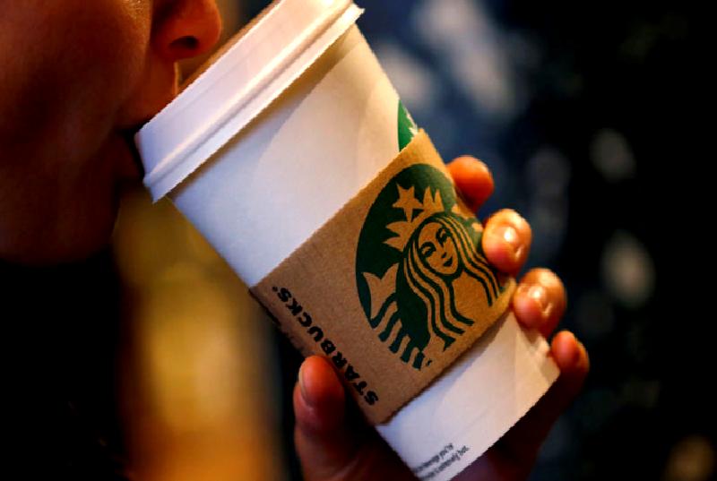 Chipotle Mexican Grill, yönetim değişikliği sonrası hisse senetlerinde düşüş yaşadı.