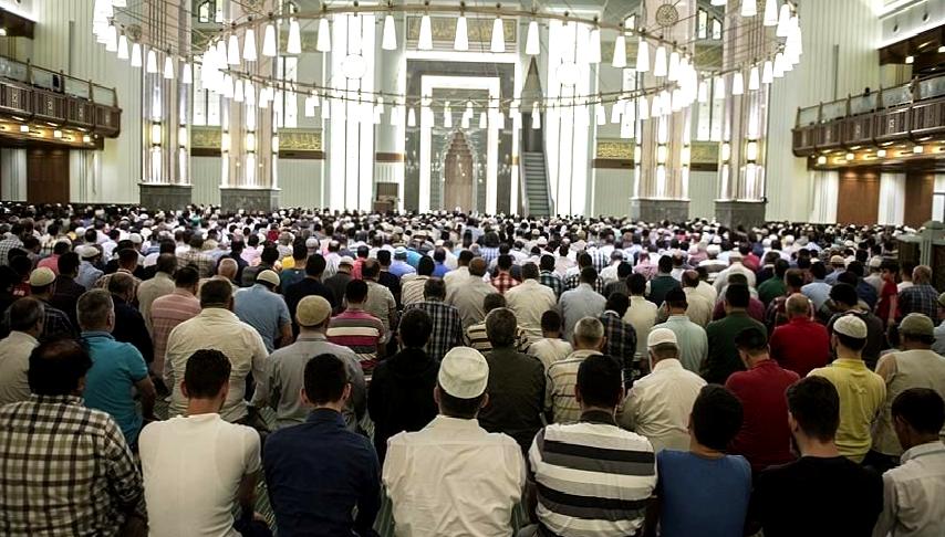 16 Ağustos 2024 Cuma Namazı için vakitleri ve rekat bilgilerini