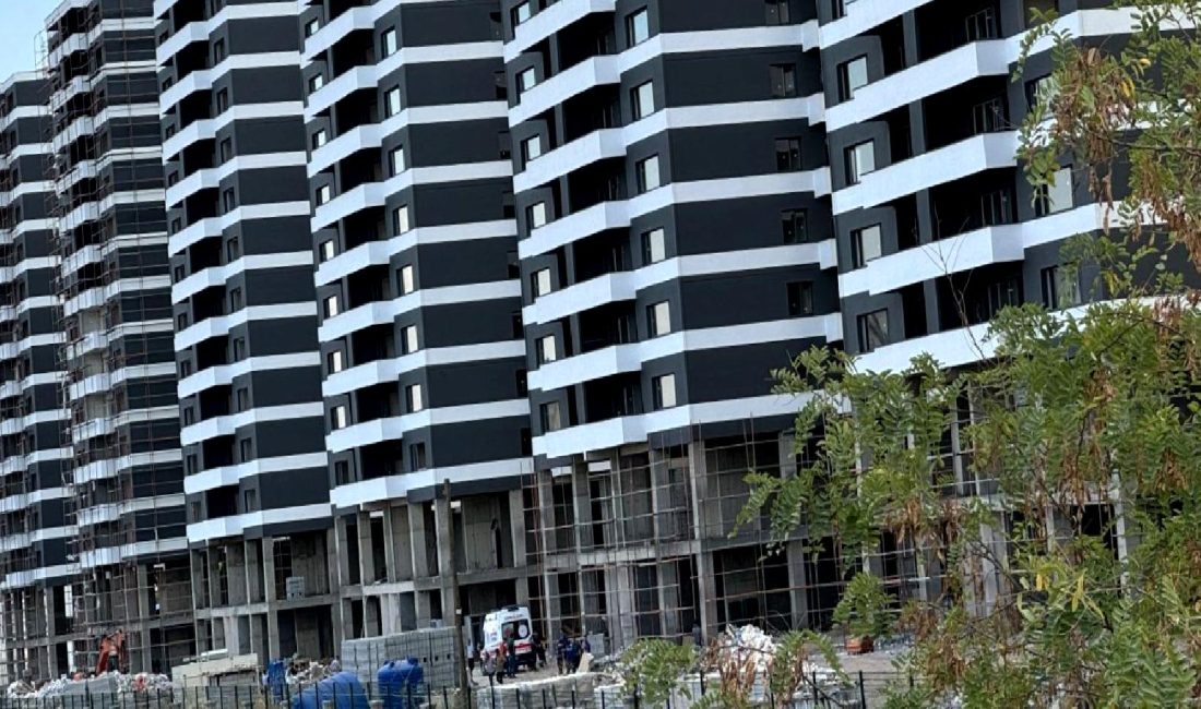 Diyarbakır'da bir inşaat kazası sonucu 25 yaşındaki usta hayatını kaybetti.