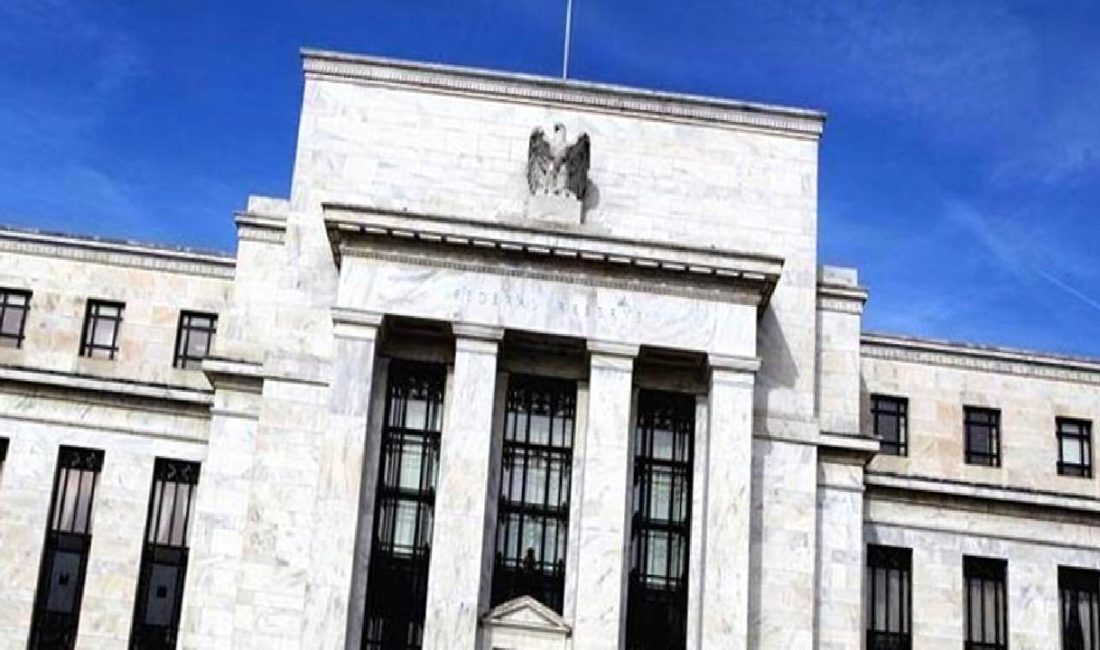 Fed'in faiz indirim tartışmaları ve istihdam verisinin ekonomideki kritik rolü