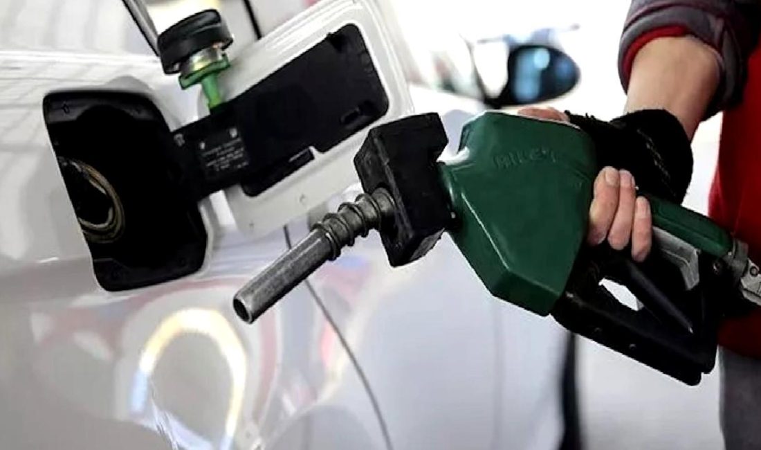 Güncel Akaryakıt Fiyatları (18 Ağustos 2024) 18 Ağustos 2024 tarihli güncel akaryakıt fiyatlarını öğrenin. Benzin, motorin