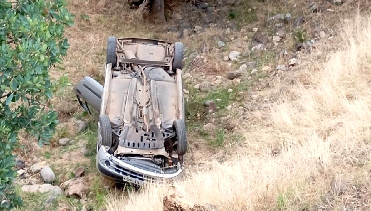 Gündeğdi Köyü yakınlarında meydana gelen otomobil kazasında 5 kişi yaralandı.