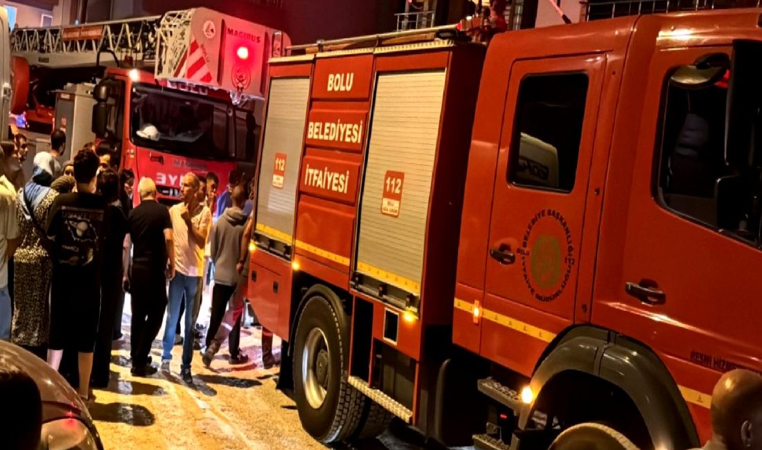 Husumet Nedeniyle Daireye Yangın İtfaiye Ekipleri Müdahale Etti Husumet nedeniyle bir dairede çıkan yangına itfaiye ekipleri hızla müdahale
