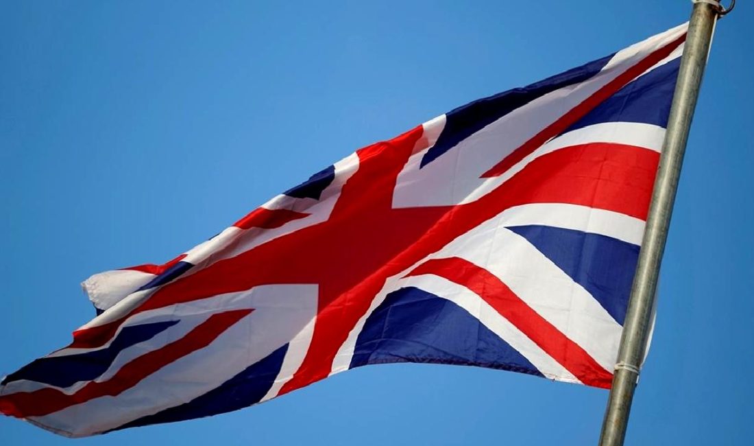 İngiltere ve Kuzey İrlanda’da Aşırı Sağcı Eylemler ve Polis Müdahalesi İngiltere ve Kuzey İrlanda'da aşırı sağcı eylemlerin artışı, toplumsal huzursuzluk