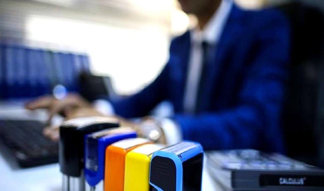 Kamu Çalışanları İçin Yıllık İzinlerde Önemli Gelişme Kamu çalışanları için yıllık izinlerde önemli gelişmeler hakkında bilgilendirici bir