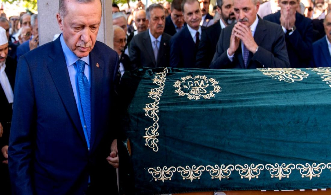 Mehmet Doğan için düzenlenen cenaze töreni, sevenleri ve dostları tarafından