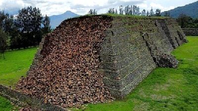 Meksika'daki antik piramit, iklim değişikliği ve artan yağışlar nedeniyle zarar