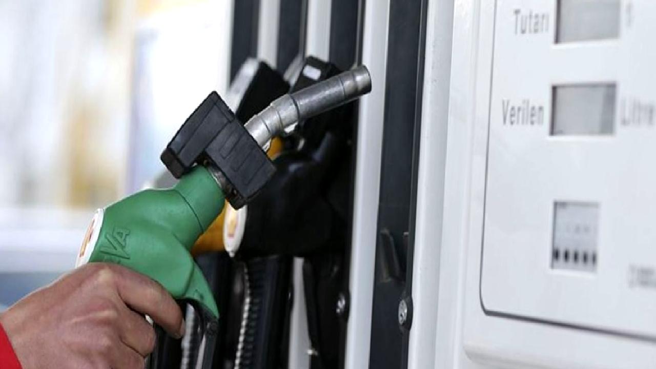 Petrol ve akaryakıt fiyatlarındaki artışın ardındaki nedenleri keşfedin. Güncel fiyat