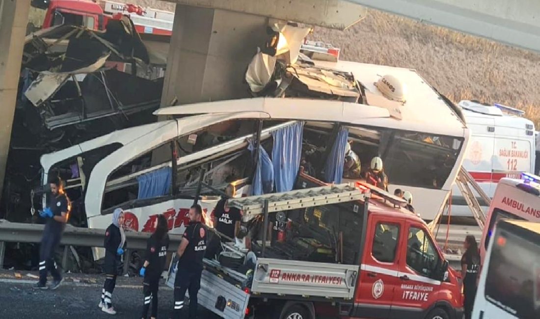 Polatlı’da Yolcu Otobüsü Kazası: 9 Ölü, 26 Yaralı Polatlı'da meydana gelen yolcu otobüsü kazasında 9 kişi hayatını kaybetti,
