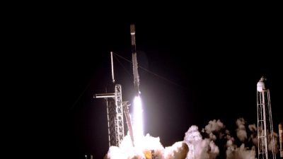 SpaceX, uzay teknolojisinde bir adım daha atarak 23 yeni Starlink