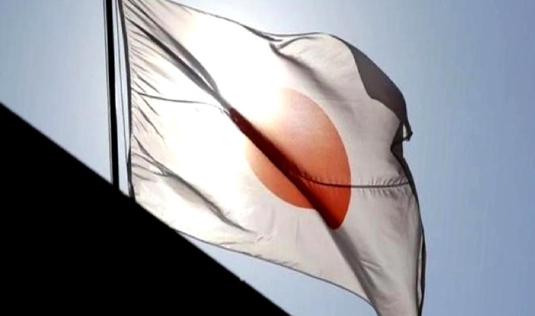 Türkiye Ekonomisinde Beklenenden Hızlı Büyüme Türkiye ekonomisi, beklenenden hızlı bir büyüme sergileyerek uluslararası piyasalarda dikkat