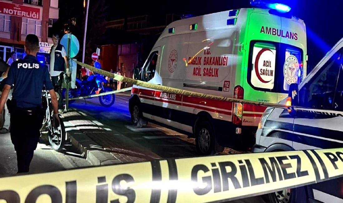 Uşak’ta Motosiklet Sürücüsü TIR’ın Altında Kaldı: Feci Kaza Uşak'ta meydana gelen feci kazada, motosiklet sürücüsü bir TIR'ın altında