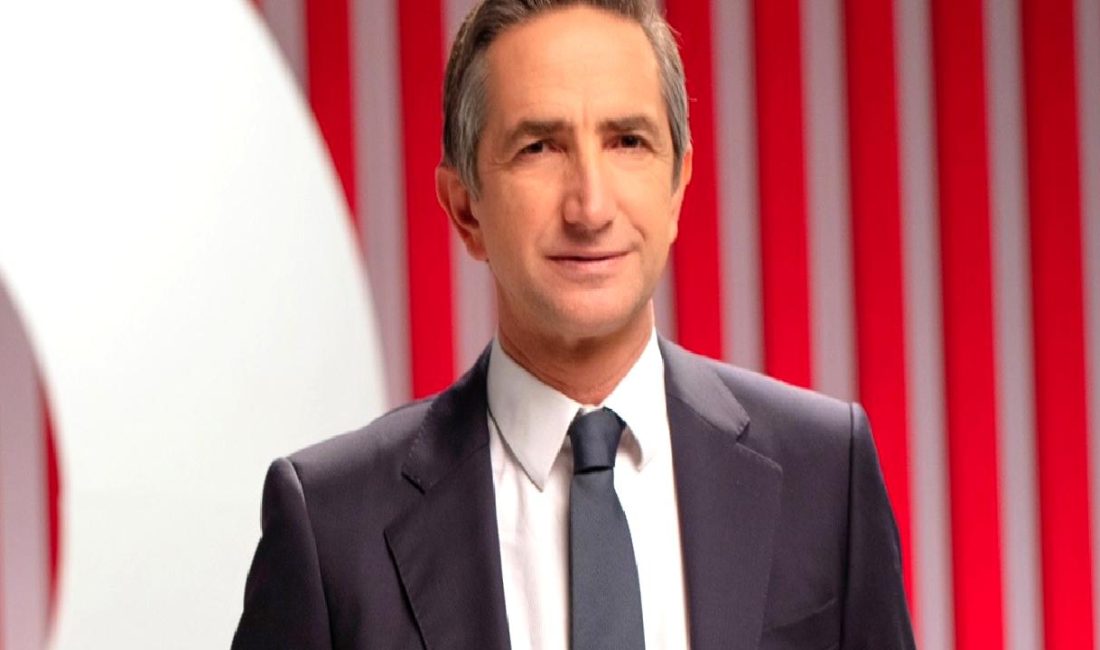 Vodafone Türkiye CEO’su Engin Aksoy’dan Sektör Değerlendirmesi ve Gelecek Vizyonu Vodafone Türkiye CEO'su Engin Aksoy, sektördeki gelişmeleri değerlendiriyor ve geleceğe