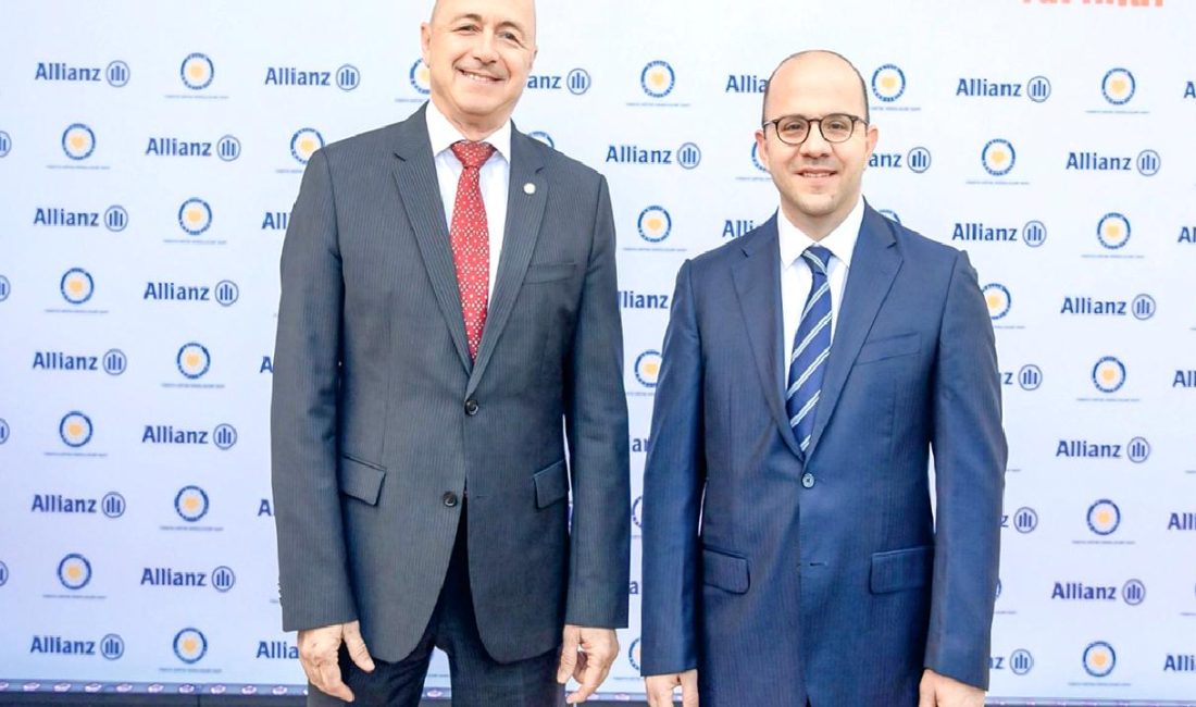 Allianz Türkiye’den ‘Bilinçli Adımlar, Güvenli Yarınlar’ Sosyal Sorumluluk Programı Allianz Türkiye'nin 'Bilinçli Adımlar, Güvenli Yarınlar' sosyal sorumluluk programı, topluma