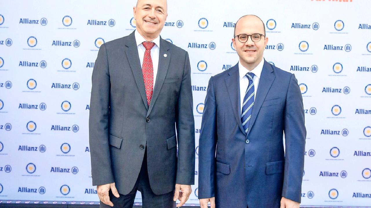 Allianz Türkiye'nin 'Bilinçli Adımlar, Güvenli Yarınlar' sosyal sorumluluk programı, topluma