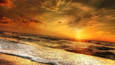 Altın piyasasında jeopolitik belirsizliklerin ve ekonomik verilerin etkilerini keşfedin. Fiyat