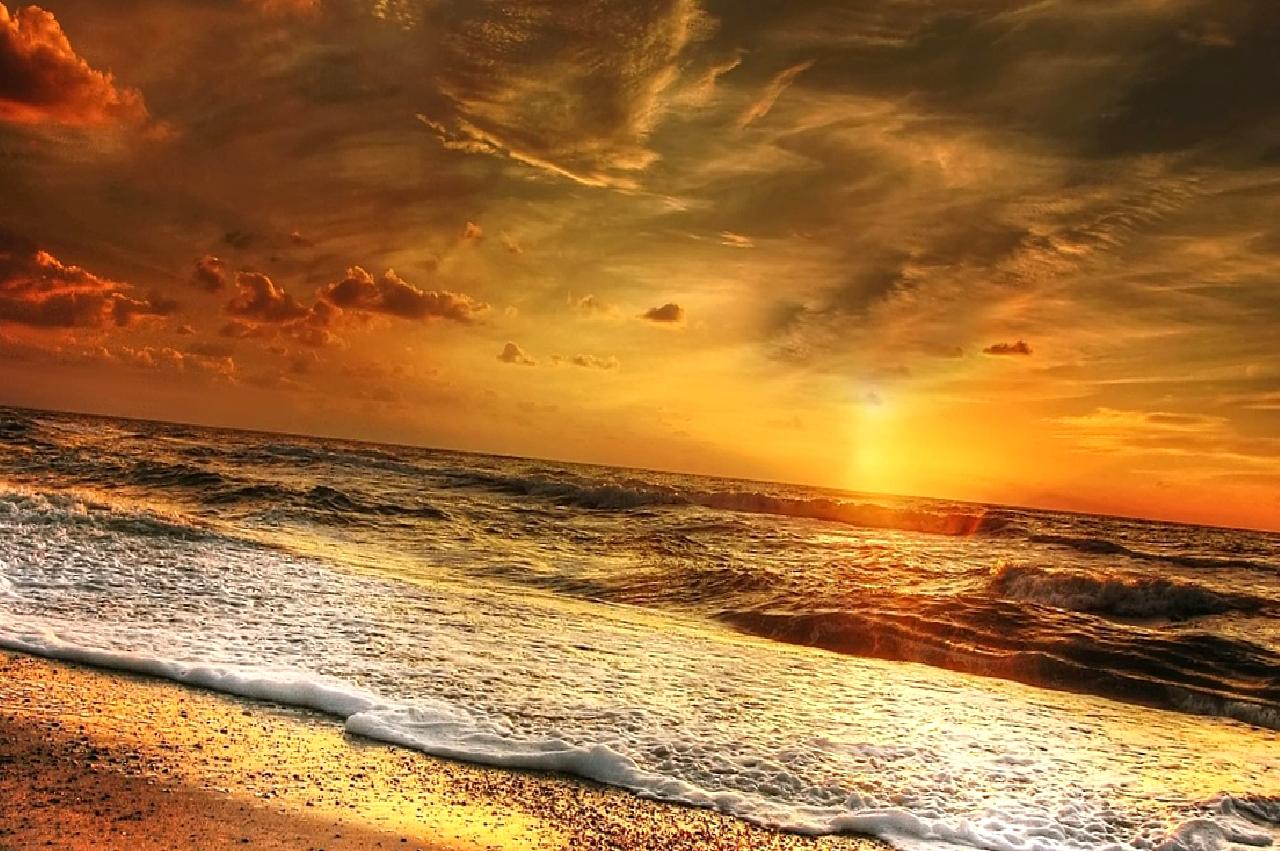 Altın piyasasında jeopolitik belirsizliklerin ve ekonomik verilerin etkilerini keşfedin. Fiyat