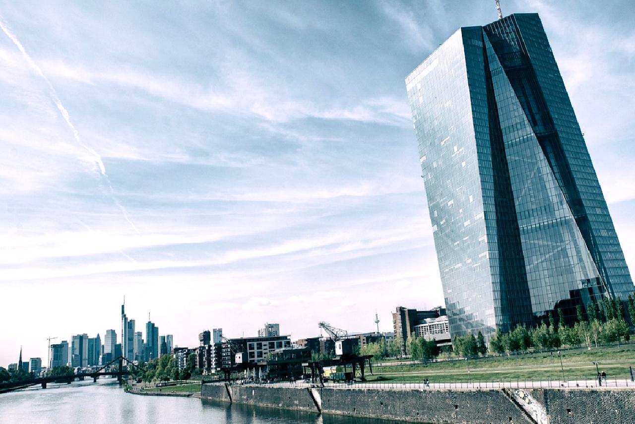 Avrupa Merkez Bankası'nın faiz indirimine dair son açıklamaları, ekonomik büyüme