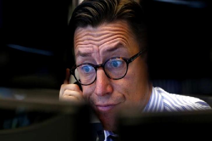 BIST 100 Endeksi, yeni güne yükselişle başlayarak yatırımcıların yüzünü güldürdü.