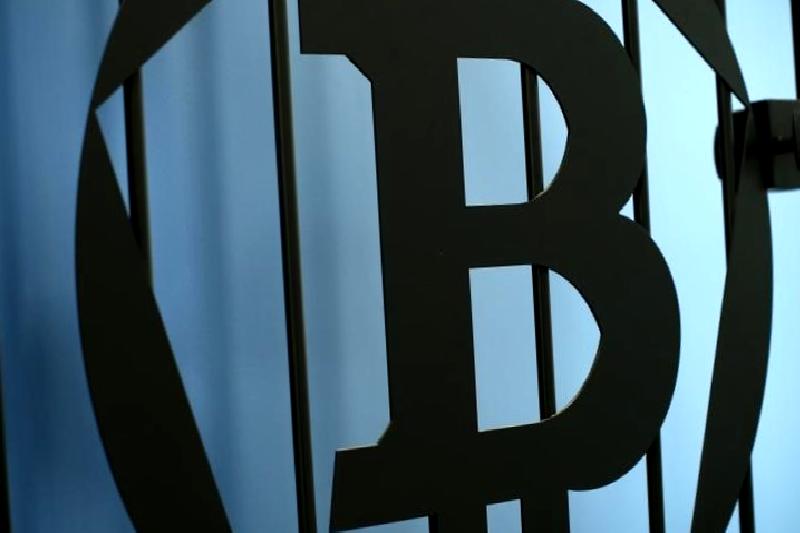 Bitcoin ve Ethereum Spot ETF’lerine Sermaye Girişi Bitcoin ve Ethereum Spot ETF'lerine sermaye girişi, kripto para piyasasında