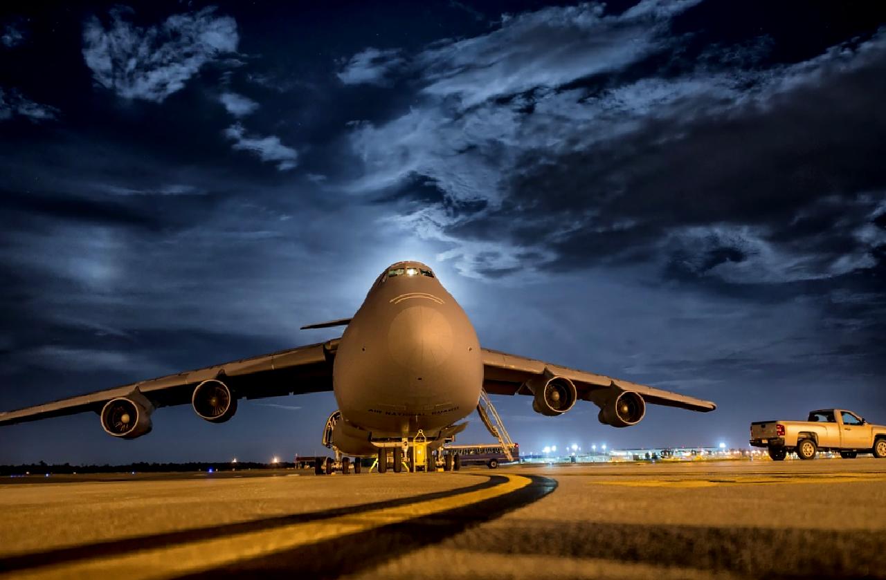 Boeing, 15 milyar dolar finansman sağlamak için önemli adımlar atıyor.