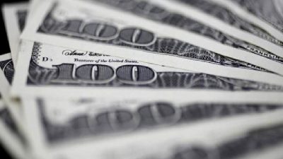 Doların değer kaybı, küresel ekonomik gelişmelerle nasıl etkileşimde bulunuyor? Bu