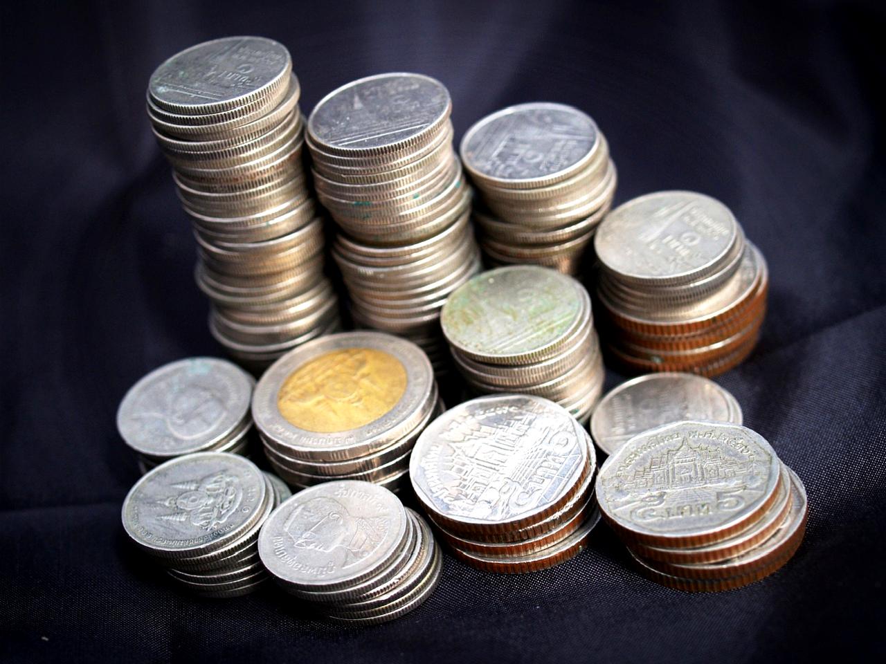 Döviz kurları ve altın fiyatlarındaki güncel dalgalanmaları keşfedin. Piyasalardaki son