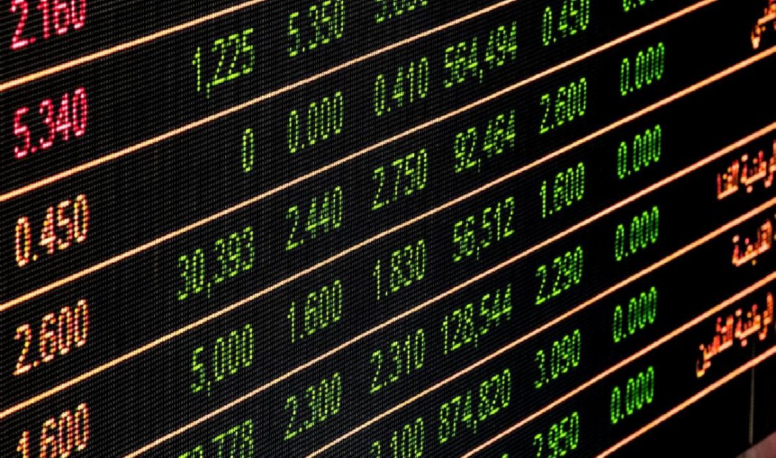 Döviz kurlarındaki son gelişmeleri keşfedin! Piyasalardaki dalgalanmaları, ekonomik etkilerini ve