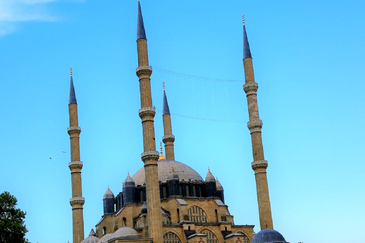 Edirne'de meydana gelen motosiklet kazasında Sertan Yüksel hayatını kaybetti. Olayın