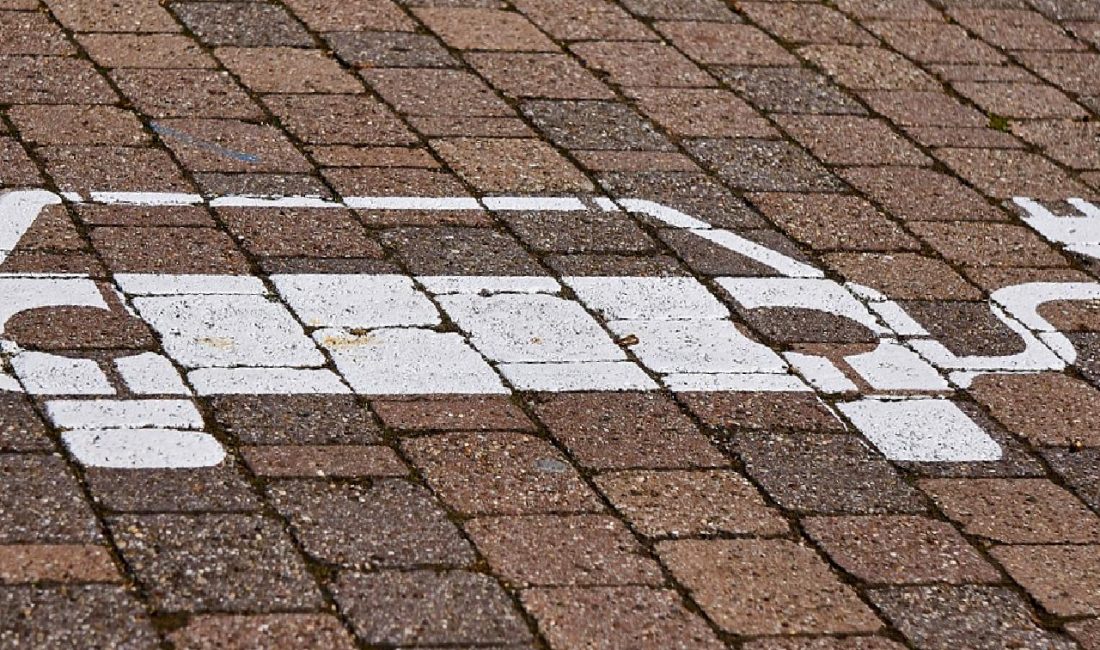 Eylül 2023 raporumuz, elektrikli araç satışlarındaki küresel artışı detaylı bir