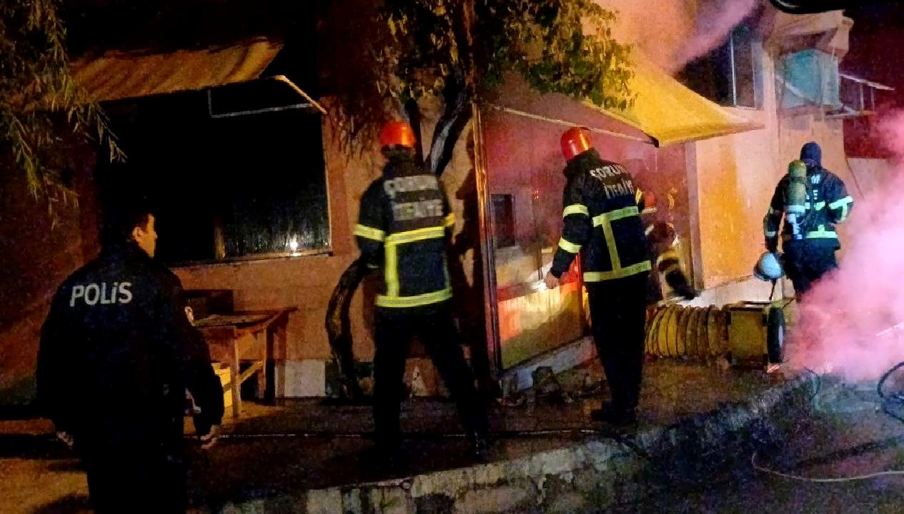 Fırında çıkan yangın, evde paniğe neden oldu. Olayın detayları, yangının