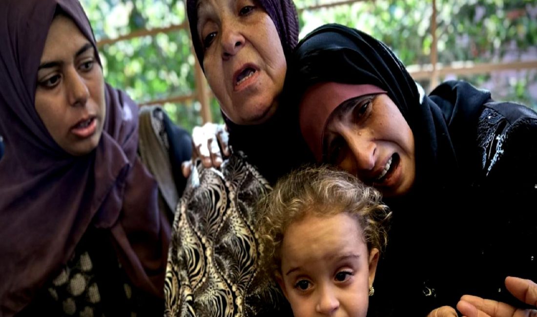 Gazze Şeridi’nde İsrail Hava Saldırısı: 60 Filistinli Hayatını Kaybetti Gazze Şeridi'nde gerçekleşen İsrail hava saldırısında 60 Filistinli hayatını kaybetti.