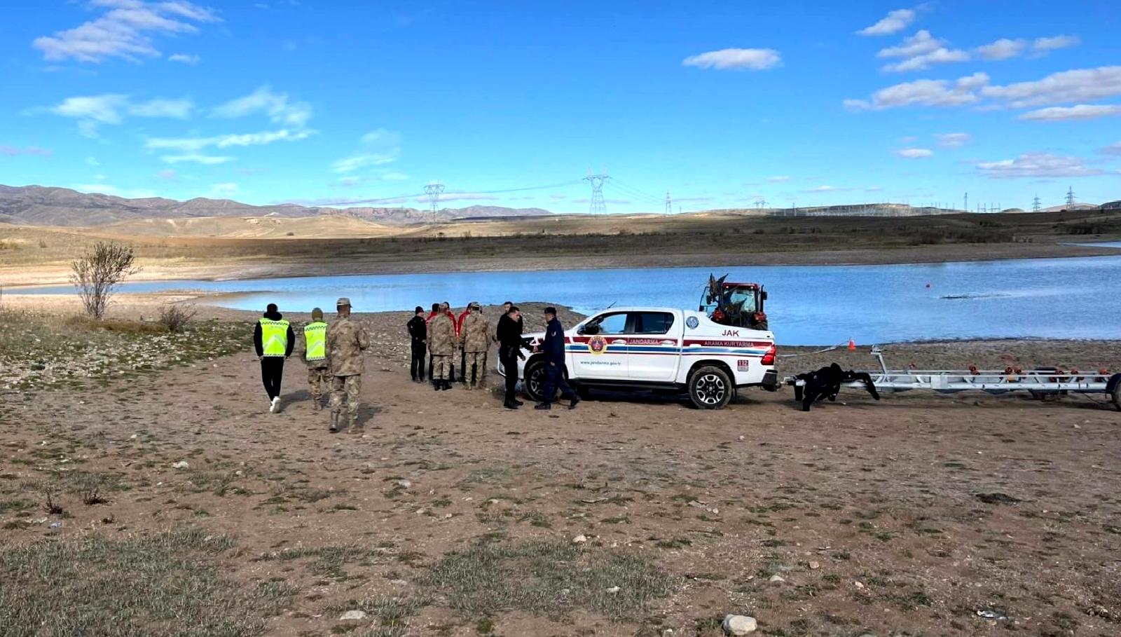 Gümüşhane'de yapılan intihar ihbarı sonrasında, kaybolan genç başarılı bir şekilde