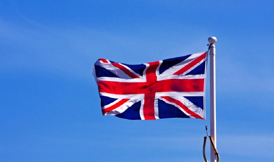 İngiltere Maliye Bakanı’nın Yeni Borçlanma Stratejisi İngiltere Maliye Bakanı'nın yeni borçlanma stratejisi, ülkenin ekonomik sürdürülebilirliğini artırmayı