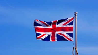 İngiltere Maliye Bakanı'nın yeni borçlanma stratejisi, ülkenin ekonomik sürdürülebilirliğini artırmayı