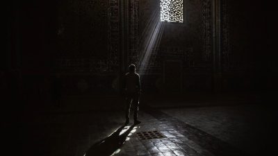 İran Dışişleri Bakanlığı, AB ve KİK Zirvesi'ne yönelik sert bir