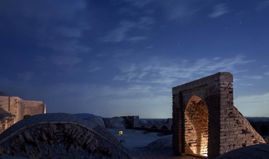 İran ve İsrail Arasındaki Gerilim Nedeniyle Uçuşlar İptal Edildi İran ve İsrail arasındaki artan gerilim, bölgedeki hava trafiğini etkileyerek